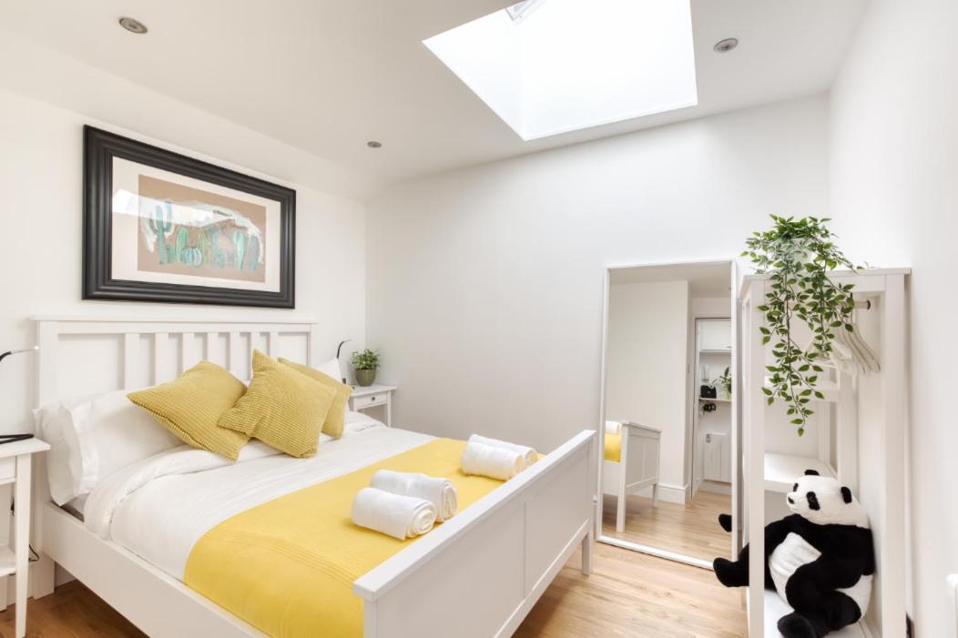 Central Bright 3 Bed Flat With Pool & Parking Edimburgo Exterior foto